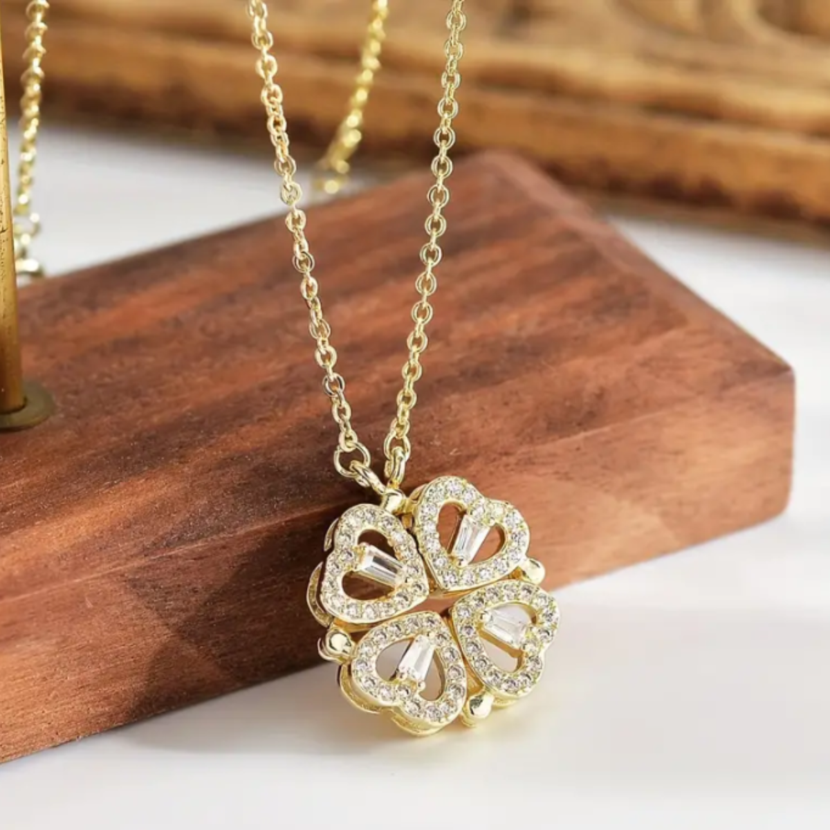 TRÉBOL ETERNO | COLLAR MAGNÉTICO ❤️🍀